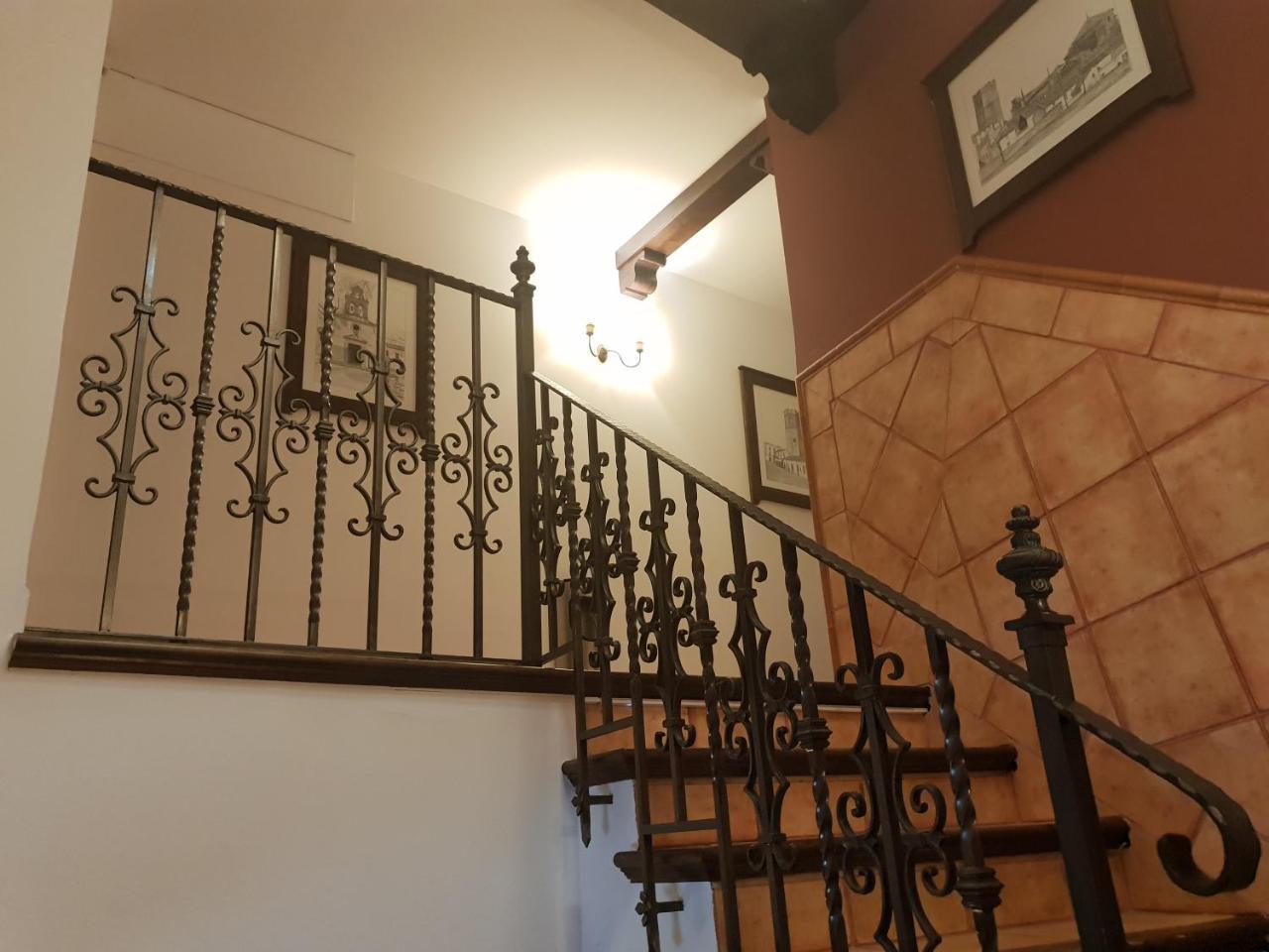 Hotel Hospederia Ana Pilar à Porcuna Extérieur photo